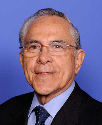 Rubén Hinojosa headshot